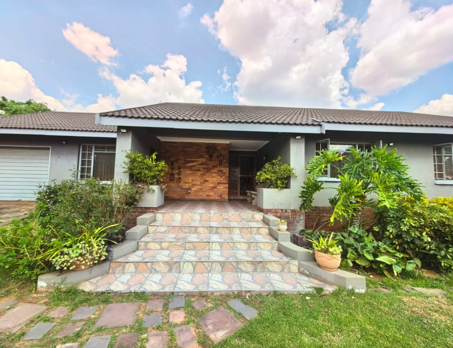 3 Bedroom Property for Sale in Vaalpark Free State
